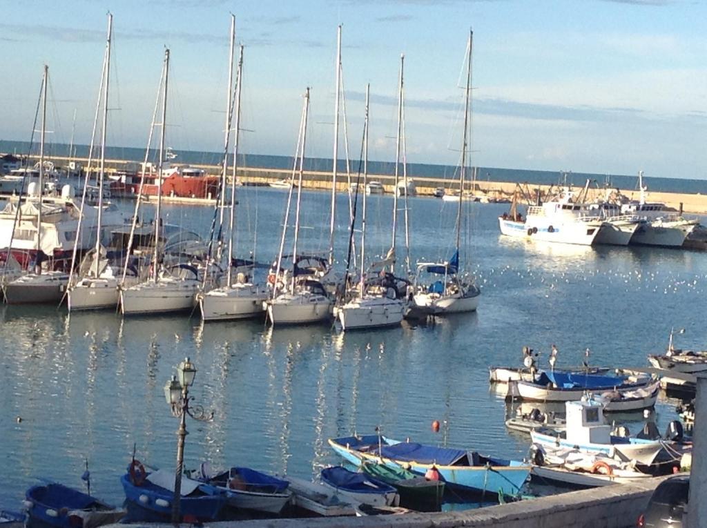 B&B Al Porto Bisceglie Eksteriør bilde